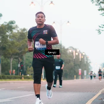 Runner Photo 8234636