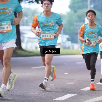 Runner Photo 8234657