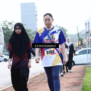 Runner Photo 8234675