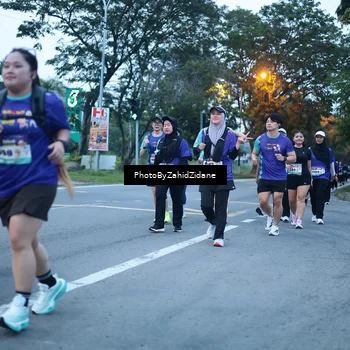 Runner Photo 8234718
