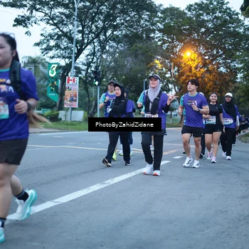 Runner Photo 8234723