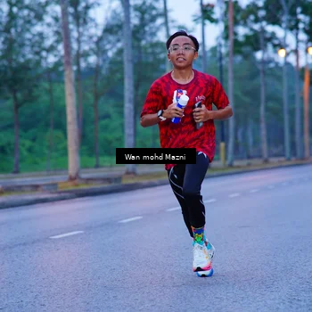Runner Photo 8234757
