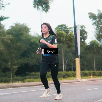 Runner Photo 8234797