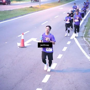 Runner Photo 8234832