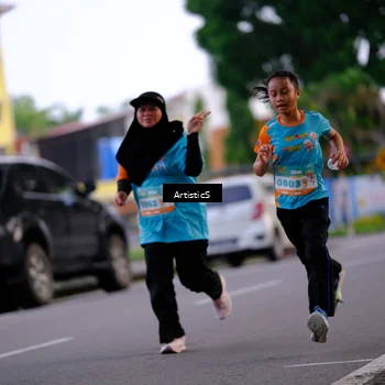 Runner Photo 8234837