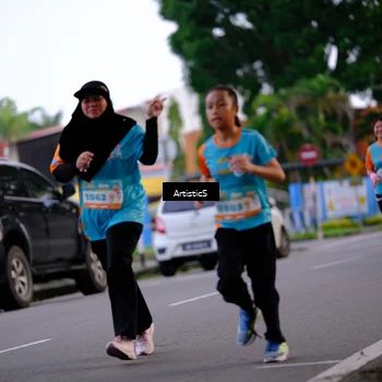 Runner Photo 8234850