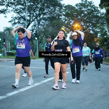 Runner Photo 8234858