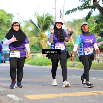Runner Photo 8234924