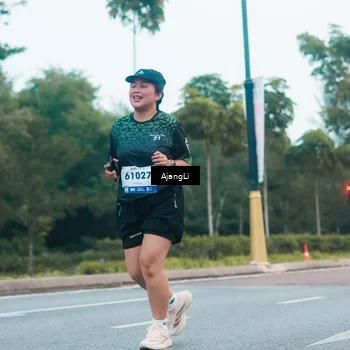 Runner Photo 8234932