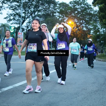 Runner Photo 8234949