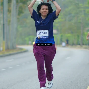 Runner Photo 8234987