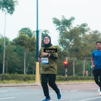Runner Photo 8234988