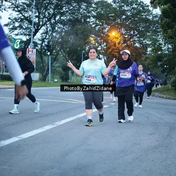 Runner Photo 8235020