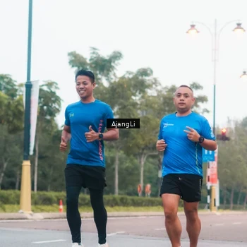 Runner Photo 8235036