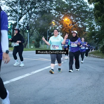 Runner Photo 8235046