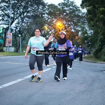 Runner Photo 8235069