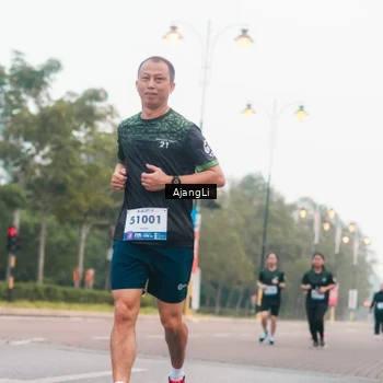 Runner Photo 8235080