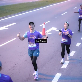 Runner Photo 8235091