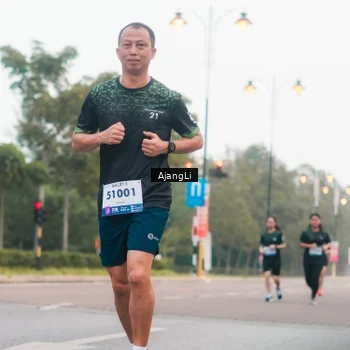 Runner Photo 8235107