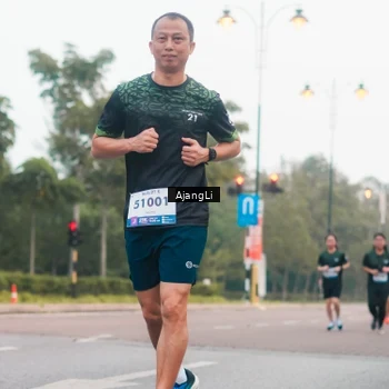 Runner Photo 8235110