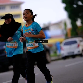 Runner Photo 8235123