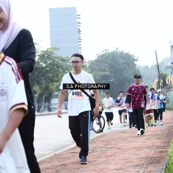 Runner Photo 8235147