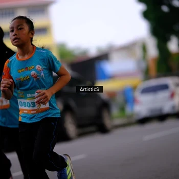 Runner Photo 8235152