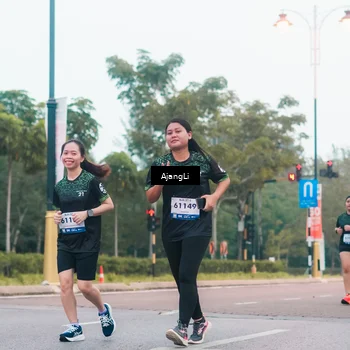 Runner Photo 8235223
