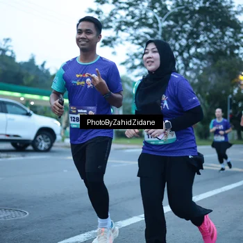 Runner Photo 8235230