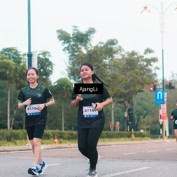 Runner Photo 8235232