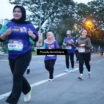Runner Photo 8235282