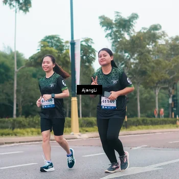 Runner Photo 8235292