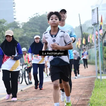 Runner Photo 8235308