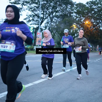 Runner Photo 8235326