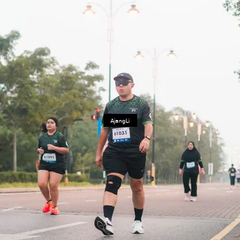 Runner Photo 8235341