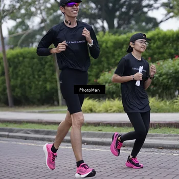 Runner Photo 8235344