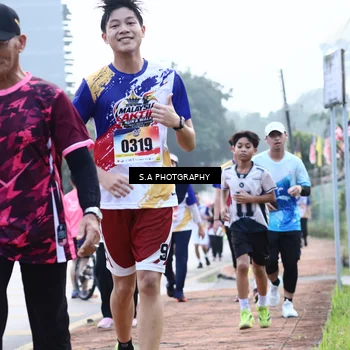 Runner Photo 8235369