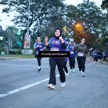 Runner Photo 8235373