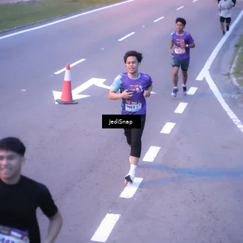 Runner Photo 8235377