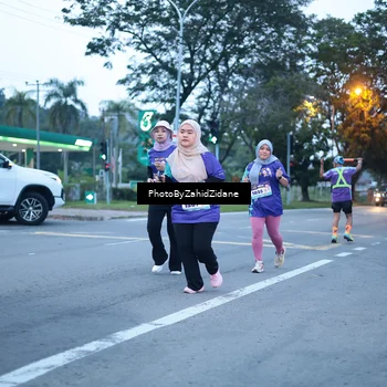 Runner Photo 8235396