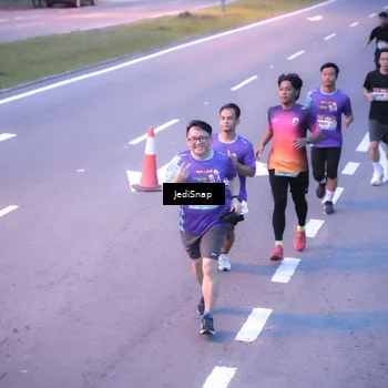 Runner Photo 8235406