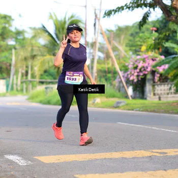 Runner Photo 8235461