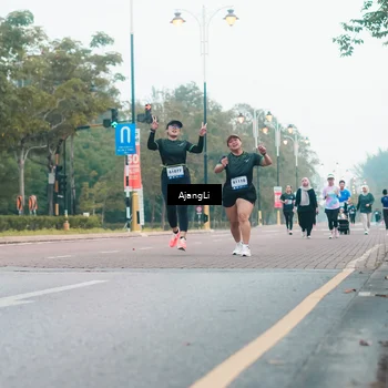 Runner Photo 8235466