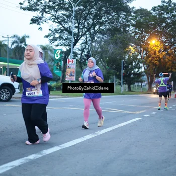 Runner Photo 8235472