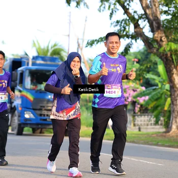 Runner Photo 8235489