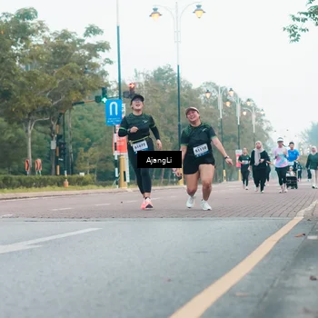 Runner Photo 8235505