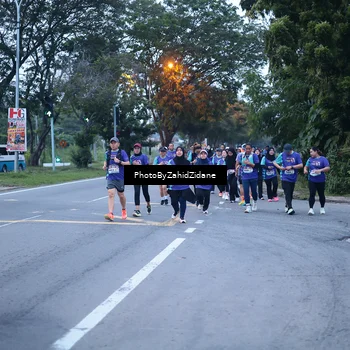 Runner Photo 8235530