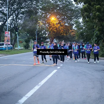 Runner Photo 8235545