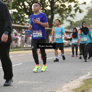 Runner Photo 8235554