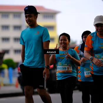 Runner Photo 8235556